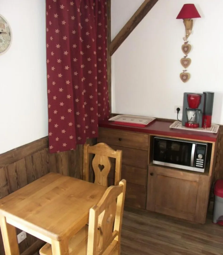 Apartment Residence Roche Blanche - Studio Renove Et Equipe Dans Residence Proche Des Pistes Mae-7817 Val Thorens France